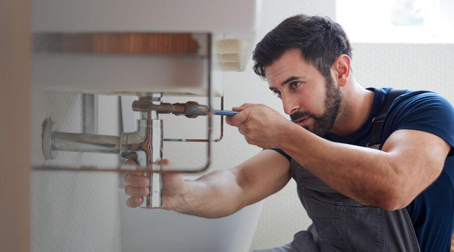 Professional water heater installation services in Clarksburg, MO